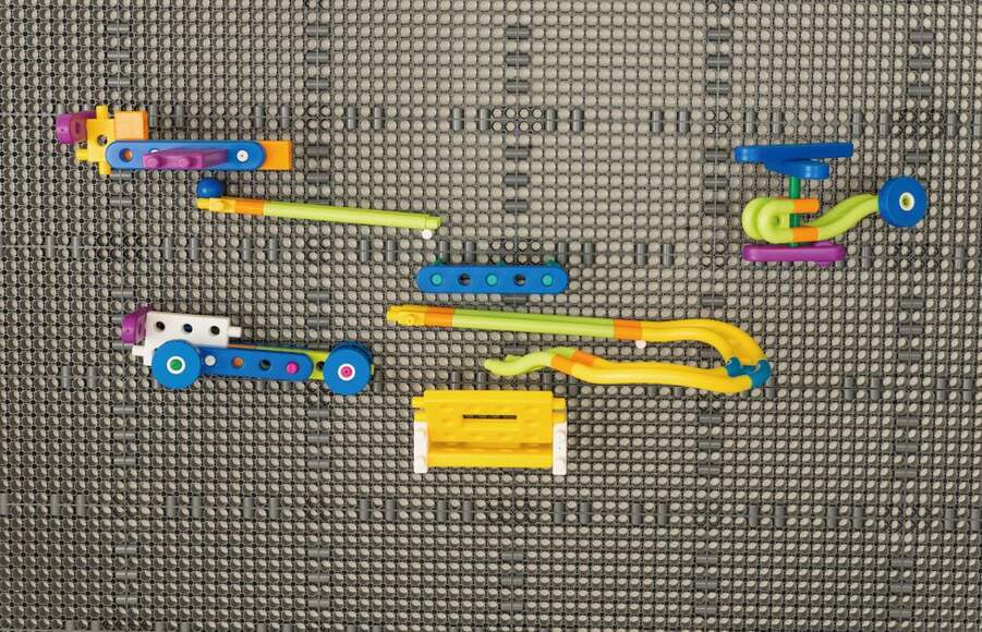 Набор деталей для креативной панели. Трассы./ TRACK WALL, 3+, 175 деталей