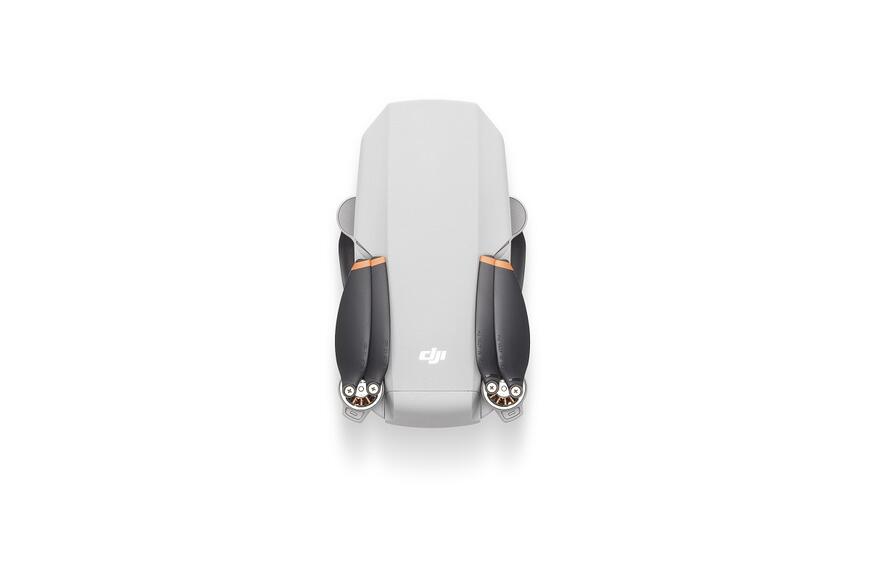 Квадрокоптер DJI Mini 2 Fly More Combo