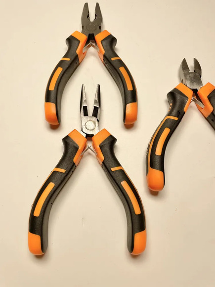 Набор шарнирно-губцевого инструмента, БПЛА центр практической подготовки в колледже/техникуме